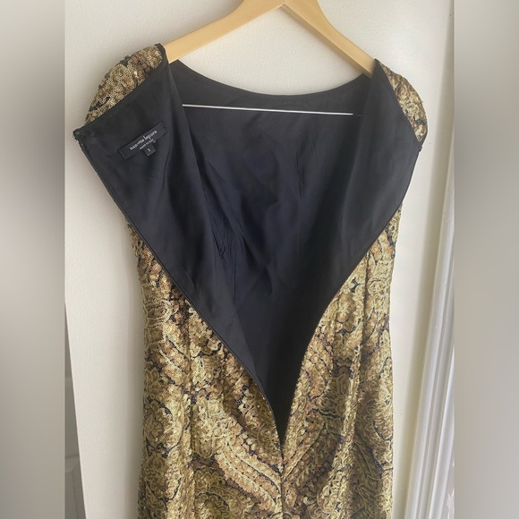 Nanette Lepore Gold Sequin Mini Sheath Dress Cap Sleeve Cocktail Metallic Size 2 - Picture 7 of 9